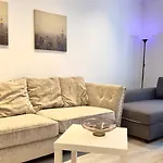 Cute 2 Bedroom Apartment London