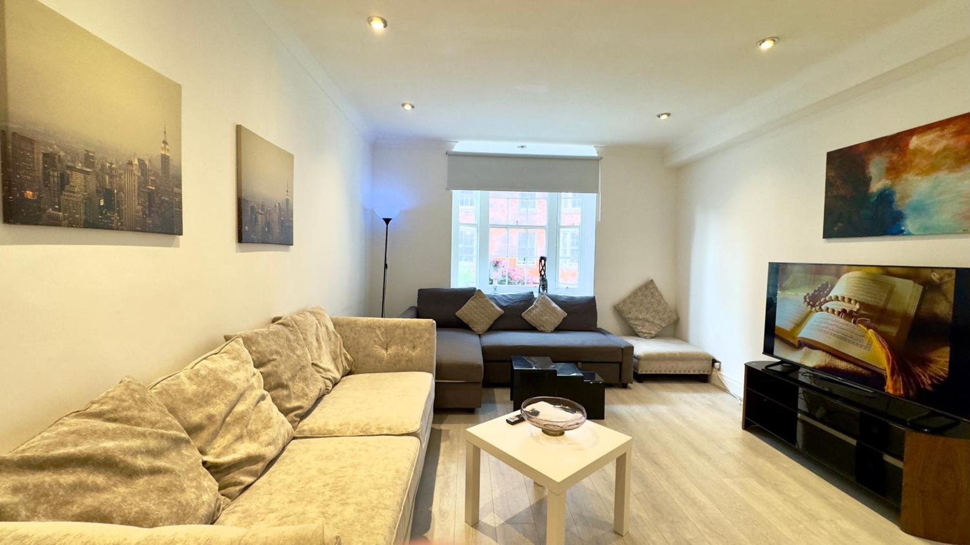 Cute 2 Bedroom Londra