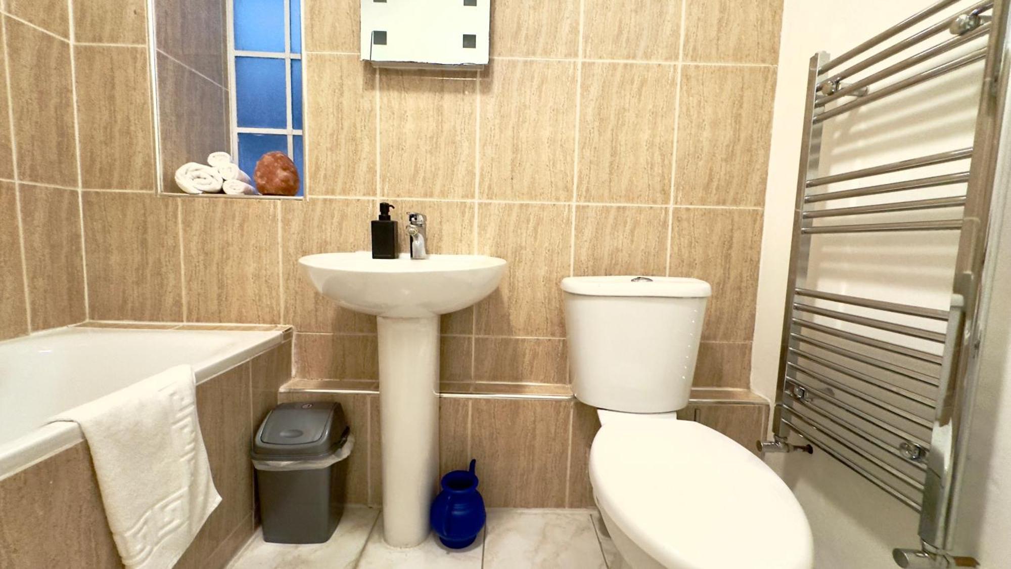 Cute 2 Bedroom Appartamento Londra