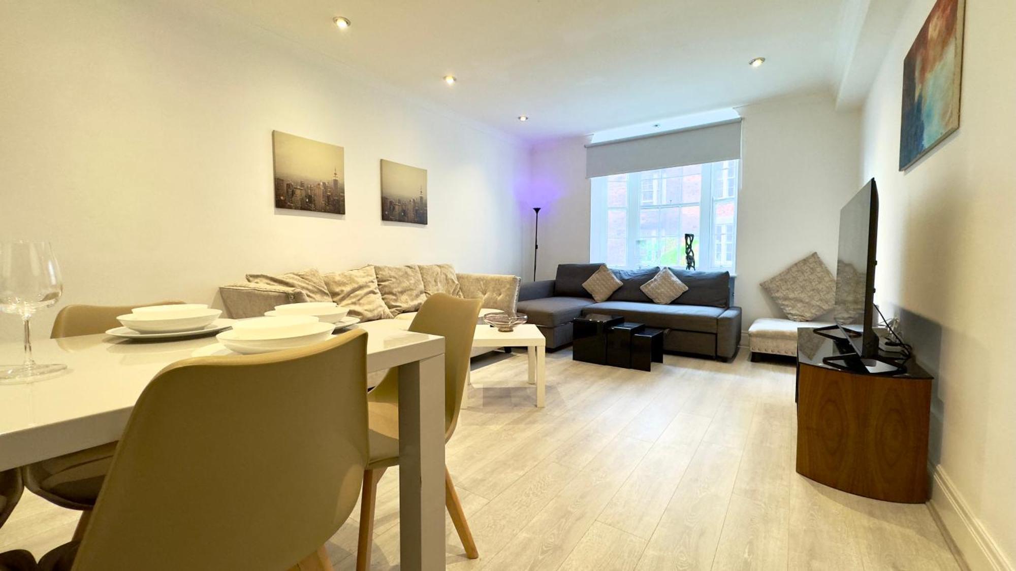 Cute 2 Bedroom Appartamento